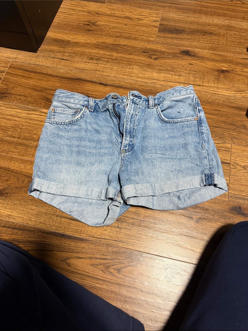 Denim Forum Light Blue Denim Roll-Cuff Shorts